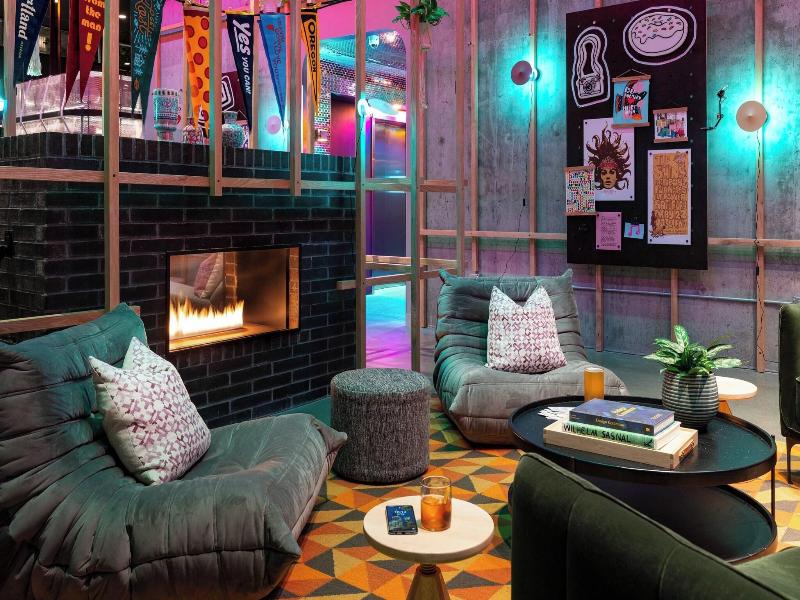 Moxy Portland Downtown image