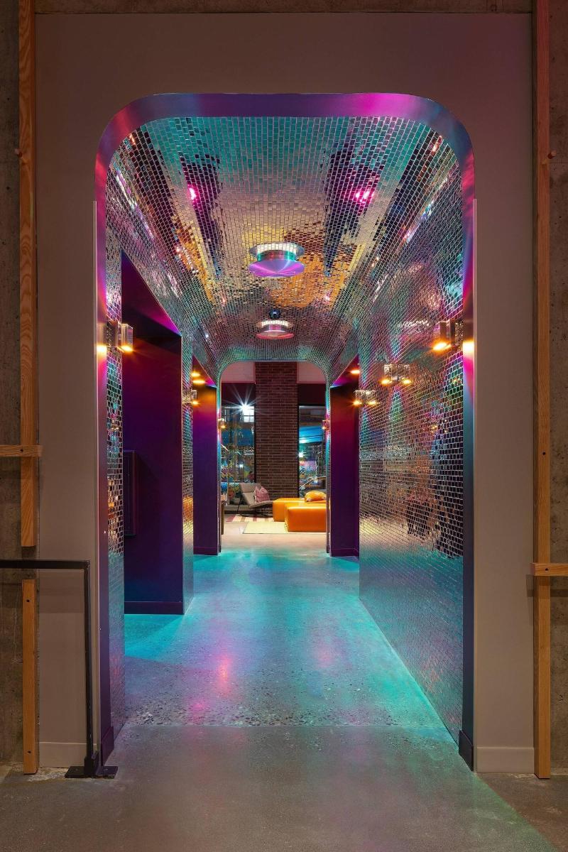 Moxy Portland Downtown image