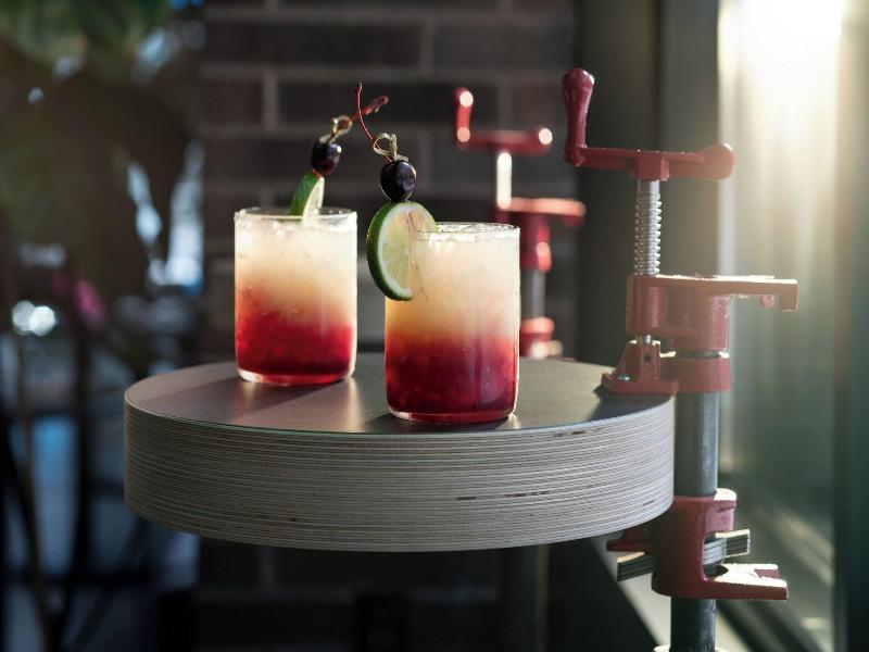 Moxy Portland Downtown image