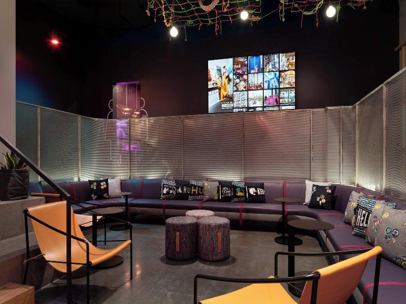 Moxy Portland Downtown image