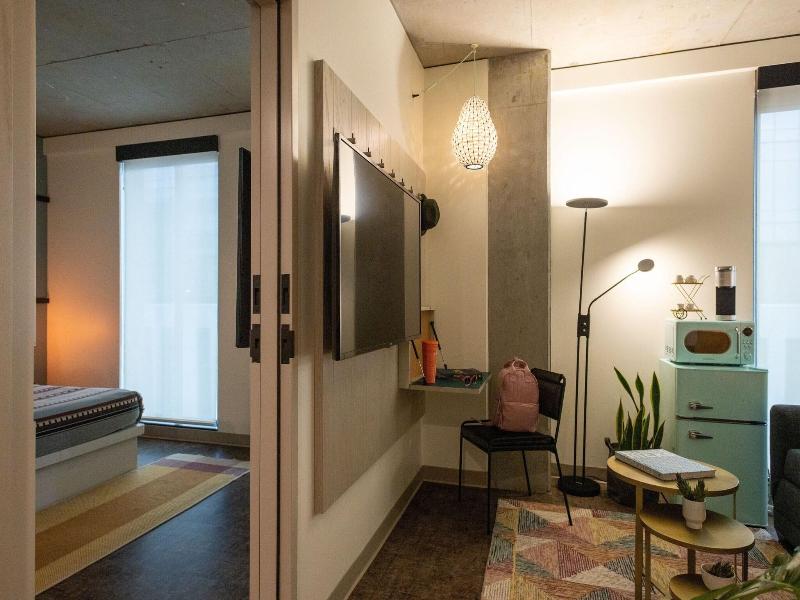 Moxy Portland Downtown image