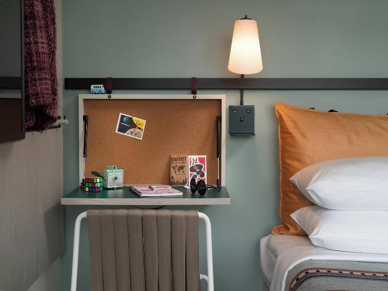 Moxy Portland Downtown image
