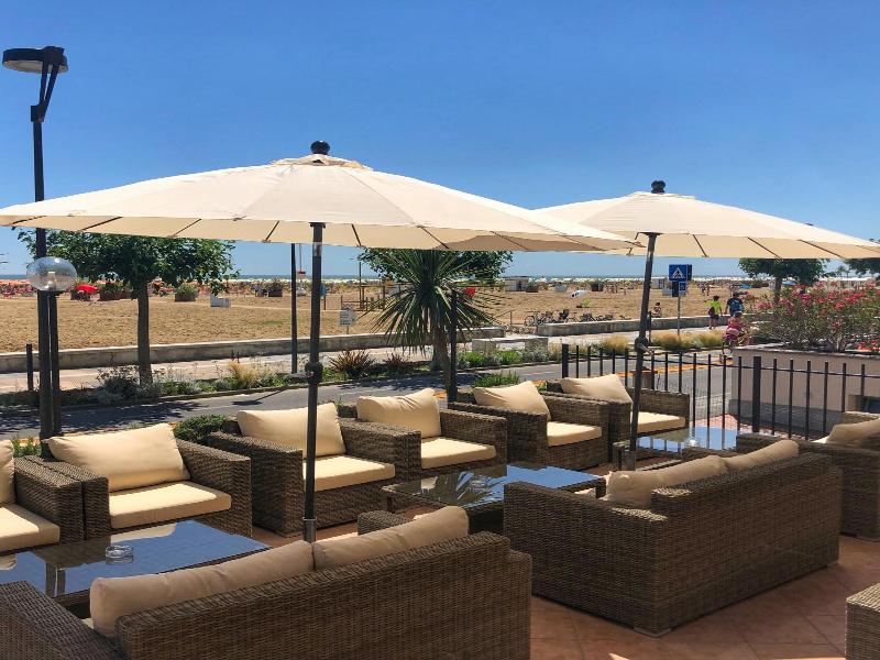 Hotel Karibe image