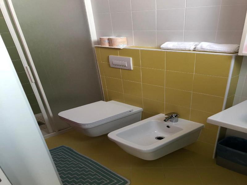 Hotel Karibe image