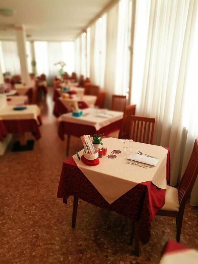 Hotel Karibe image