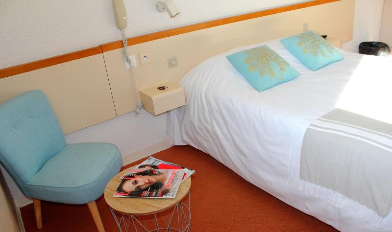 Bel Hotel image