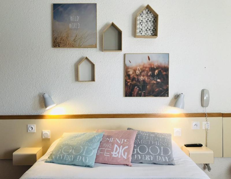 Bel Hotel image