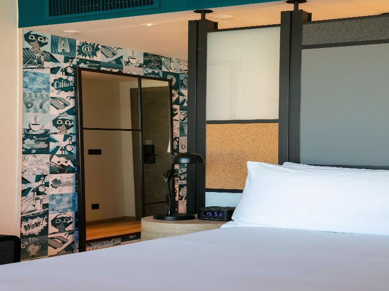 Aloft Strasbourg Etoile image