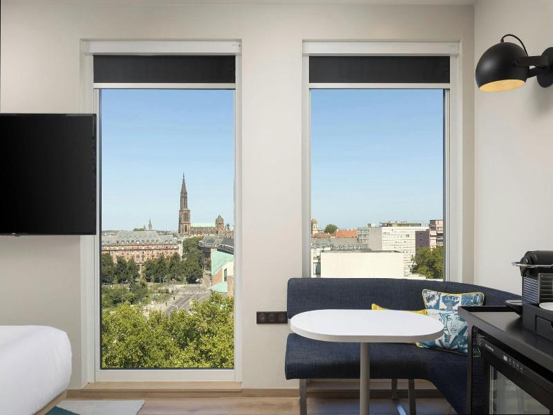 Aloft Strasbourg Etoile image