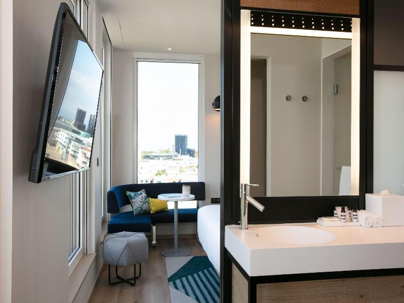 Aloft Strasbourg Etoile image