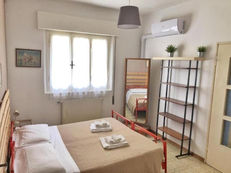 Hotel La Villa image