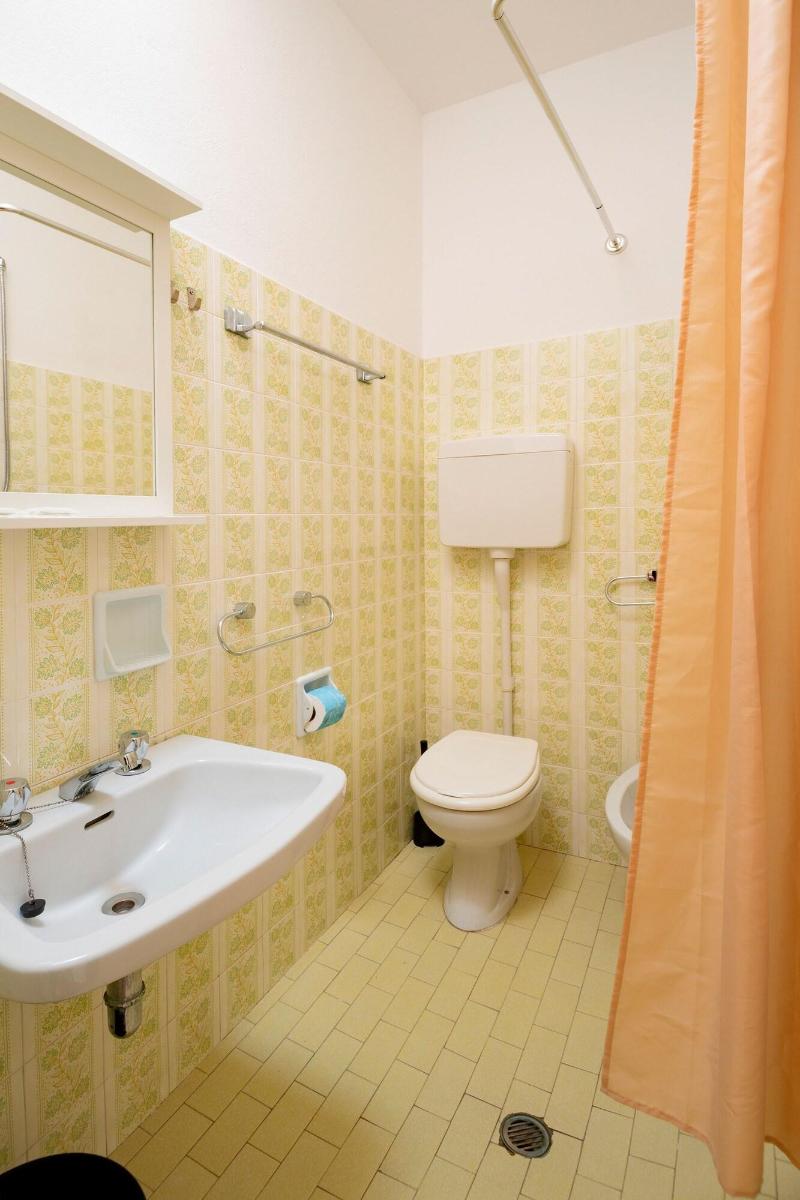 Hotel La Villa image