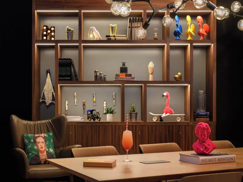 Moxy Lisboa Oriente image