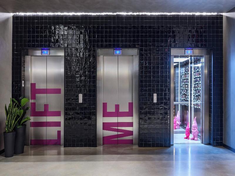 Moxy Lisboa Oriente image