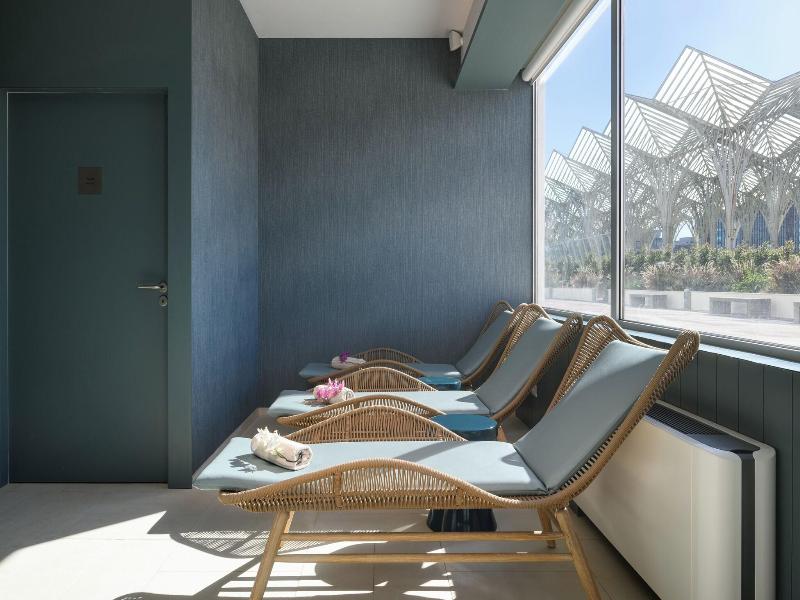Moxy Lisboa Oriente image
