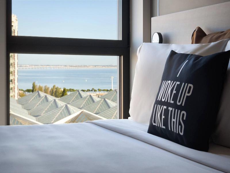 Moxy Lisboa Oriente image