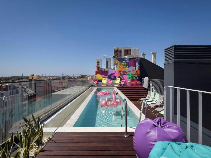 Moxy Lisbon City image