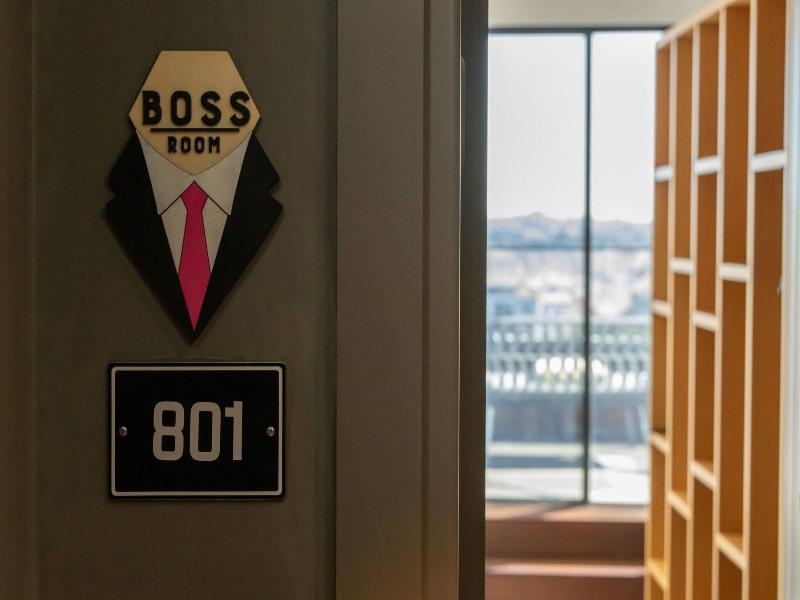 Moxy Lisbon City image