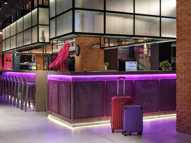 Moxy Lisbon City image