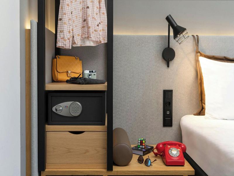 Moxy Lisbon City image