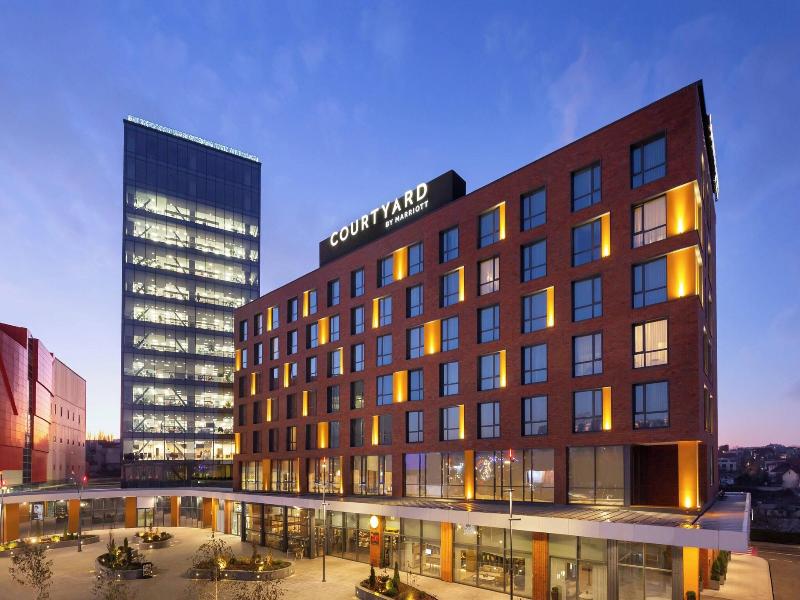Courtyard By Marriott Chisinau image
