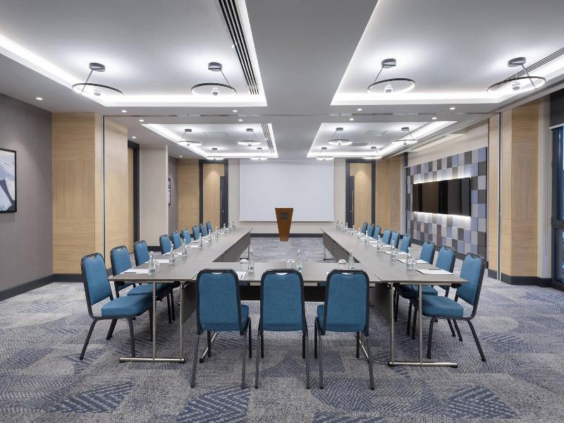 Courtyard By Marriott Chisinau image