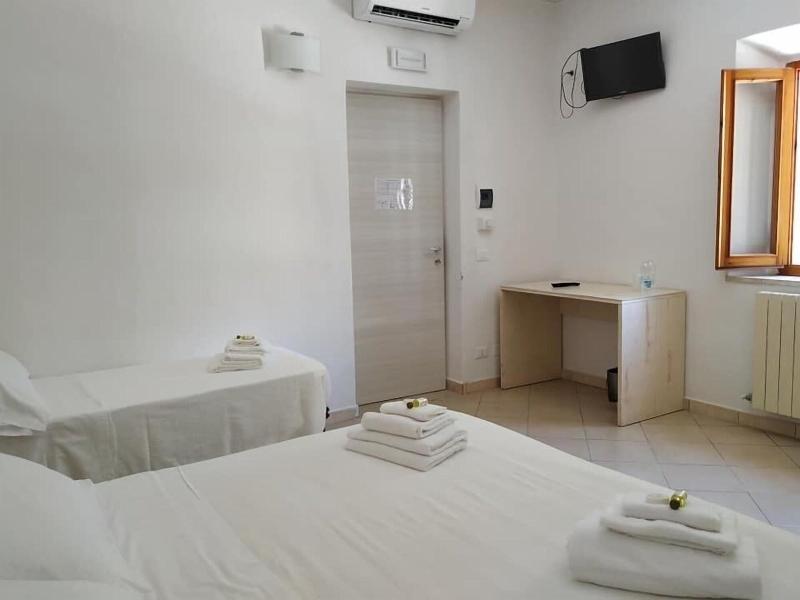 Hotel La Smorfia image