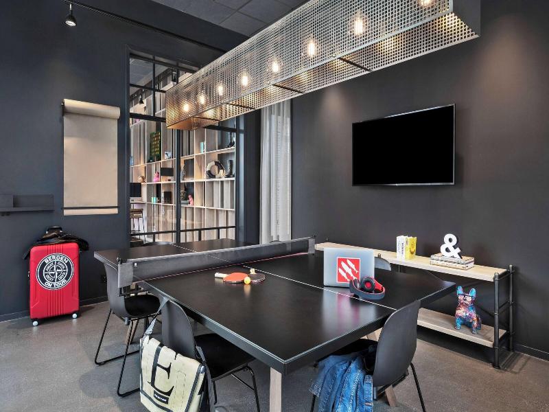 Moxy Bergen image