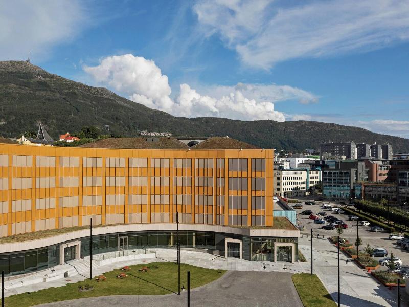 Moxy Bergen image