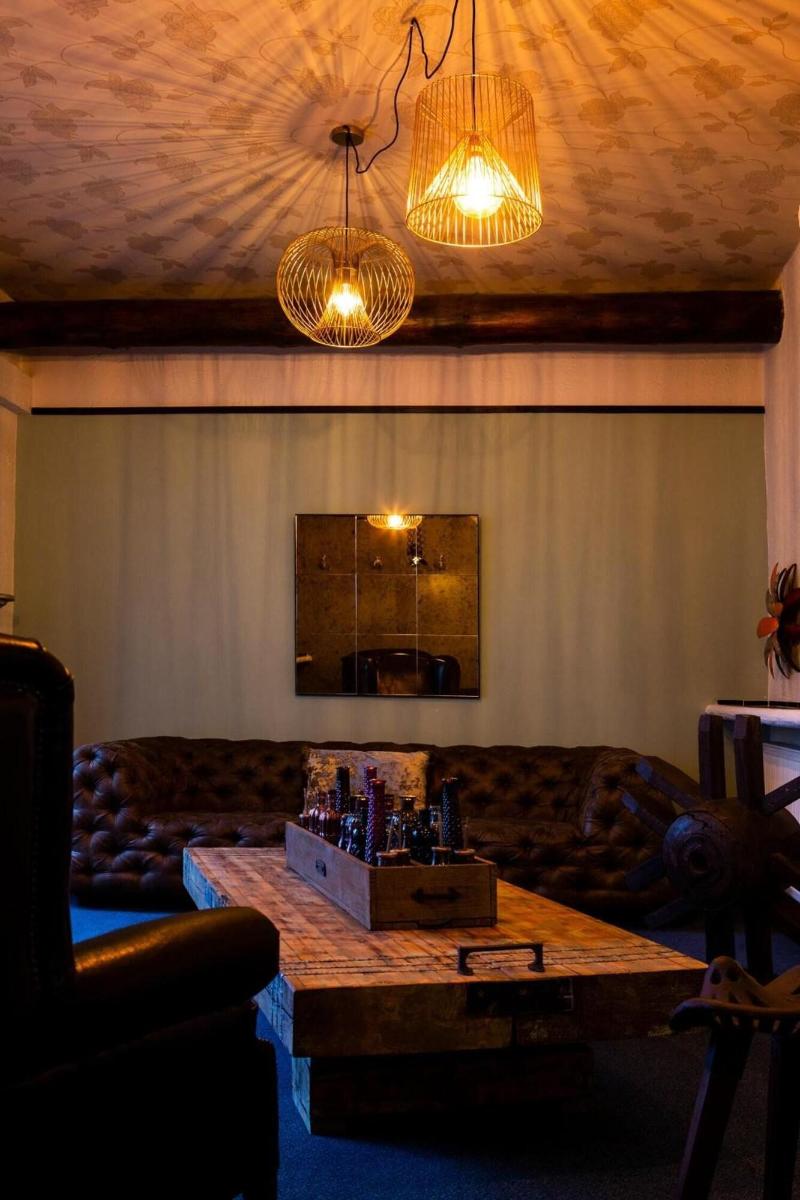 Elan Hotel image