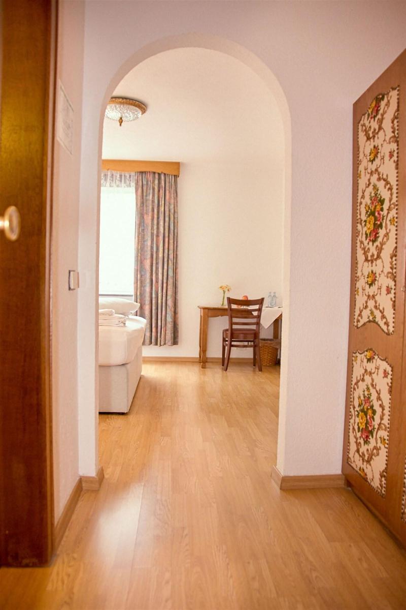 Relais Königsberg image