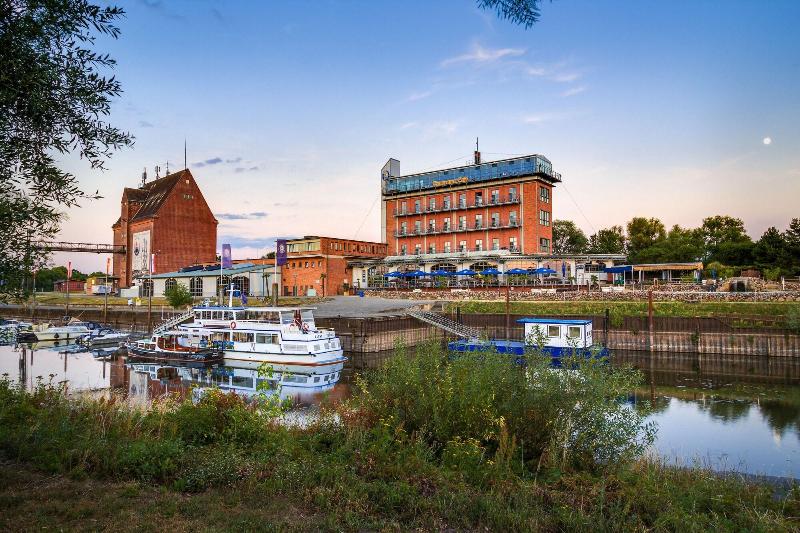 Hotel Dömitzer Hafen image