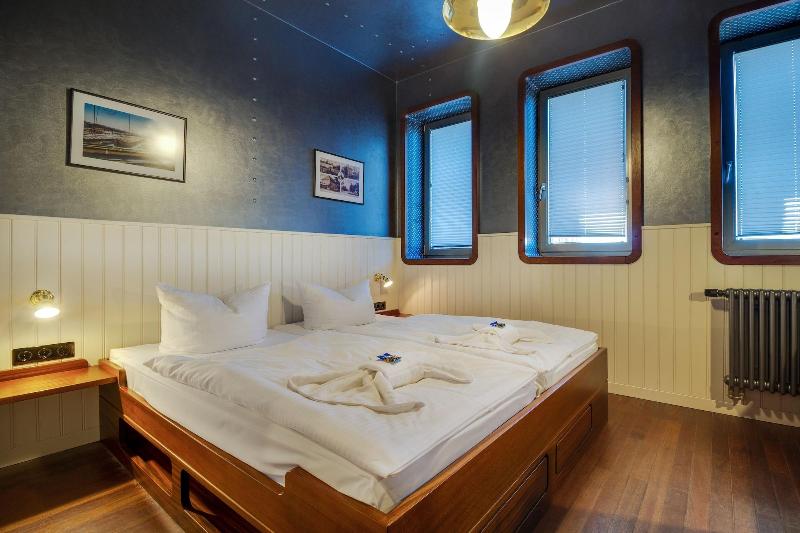 Hotel Dömitzer Hafen image