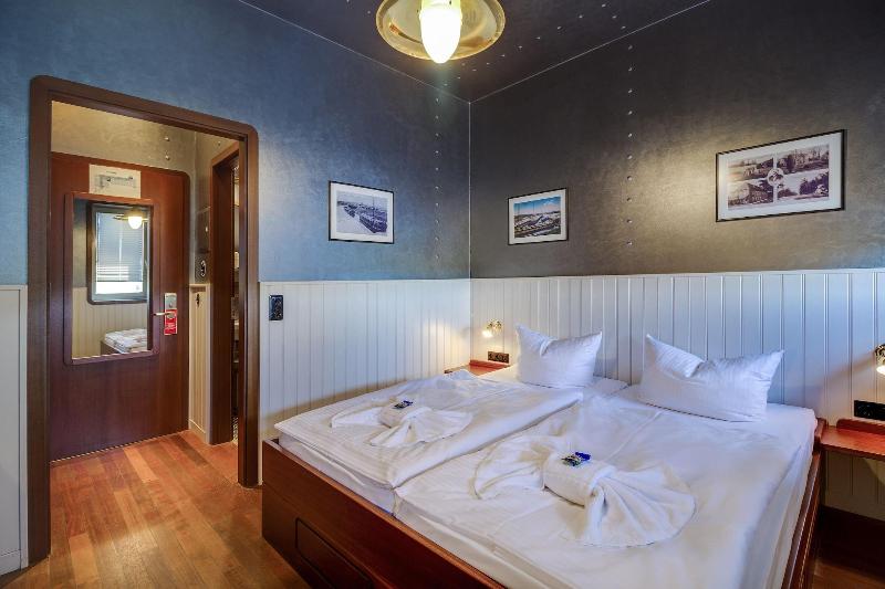 Hotel Dömitzer Hafen image