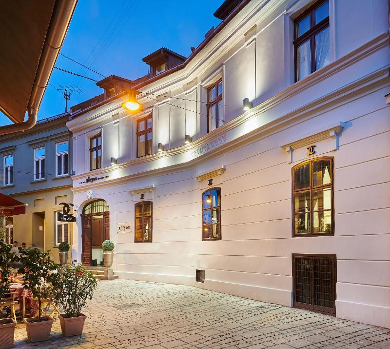 Boutique Hotel Chrysso image