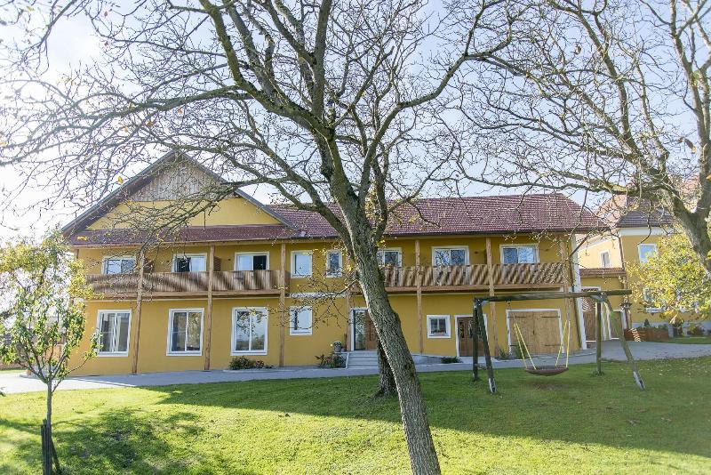 Ölerhof image