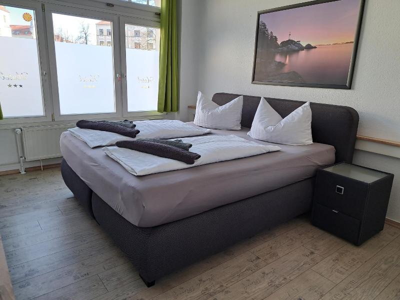Apartment-Hotel image