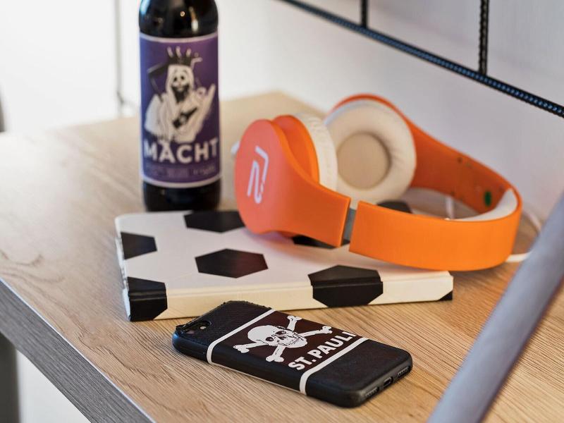Moxy Hamburg City image
