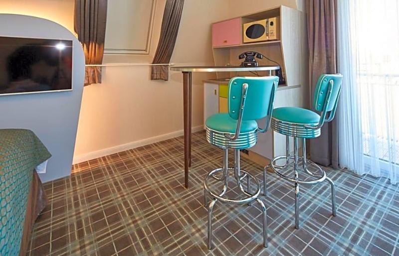 Bernstein 50'S Seaside Motel image