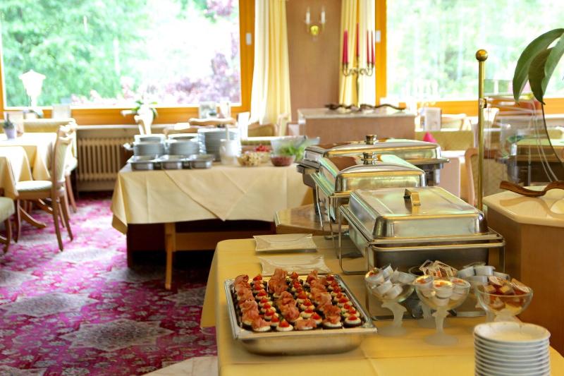 Hotel Gassbachtal & Nibelungen Café image