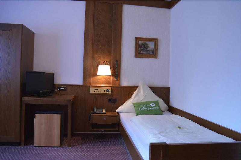 Hotel Gassbachtal & Nibelungen Café image
