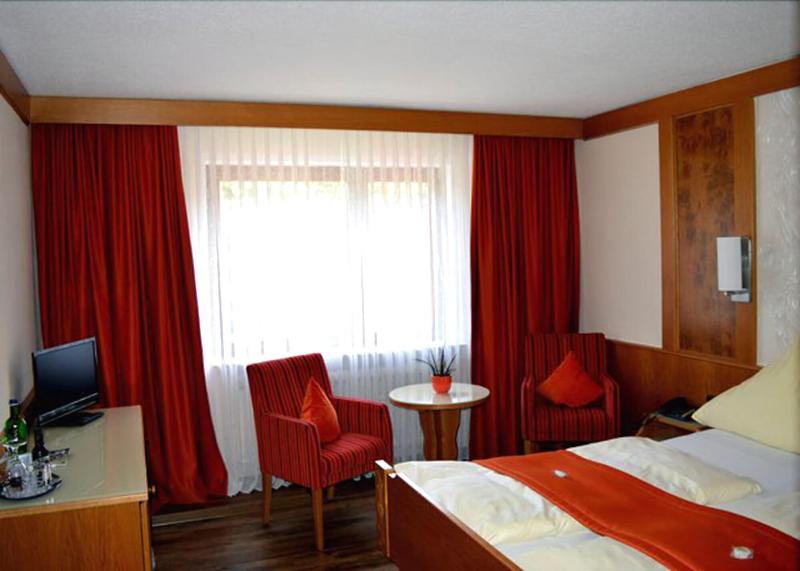Hotel Gassbachtal & Nibelungen Café image