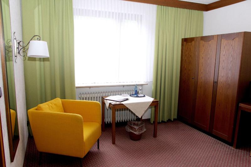 Hotel Gassbachtal & Nibelungen Café image