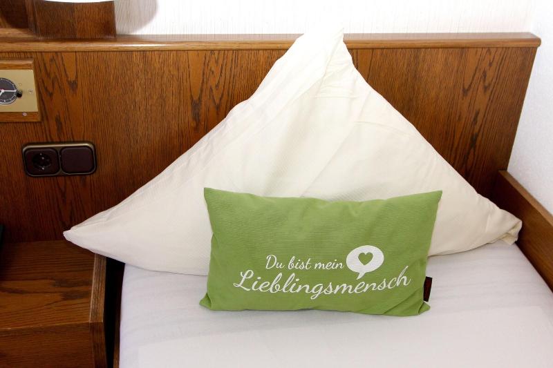 Hotel Gassbachtal & Nibelungen Café image