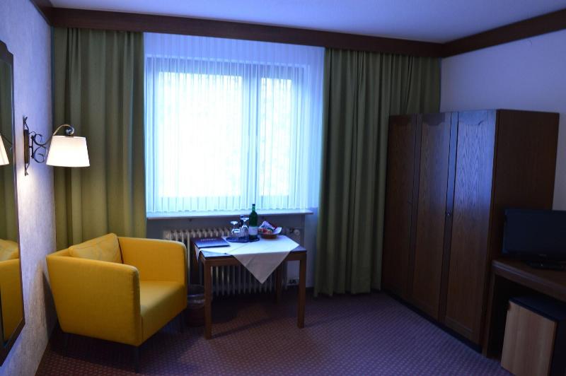 Hotel Gassbachtal & Nibelungen Café image