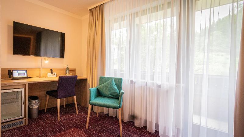 Hotel Gassbachtal & Nibelungen Café image