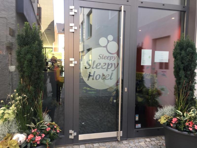 Sleepysleepy Hotel Dillingen image