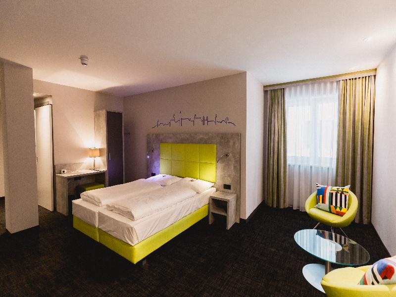 Sleepysleepy Hotel Dillingen image