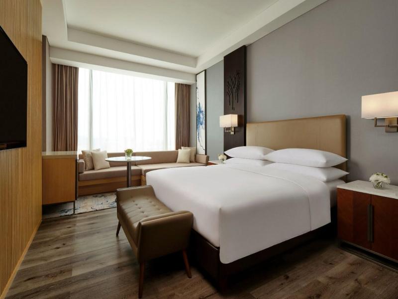 Batam Marriott Hotel Harbour Bay image