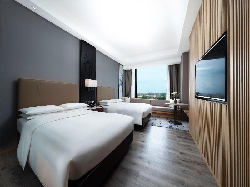 Batam Marriott Hotel Harbour Bay image